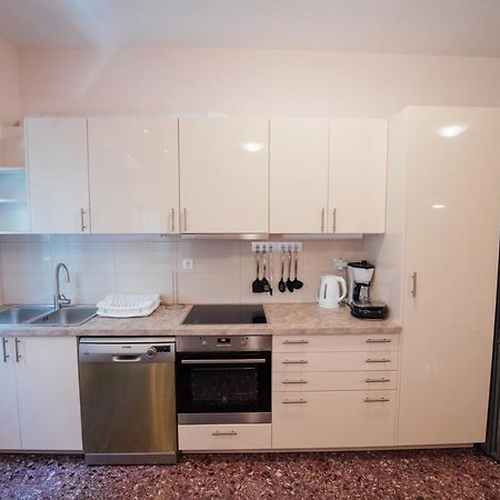 Luxury Apartment In Plaka - Acropolis アテネ エクステリア 写真