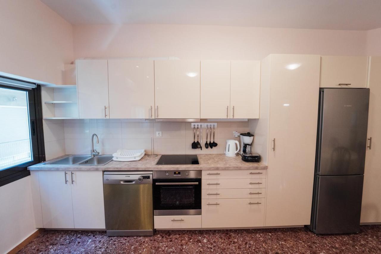 Luxury Apartment In Plaka - Acropolis アテネ エクステリア 写真