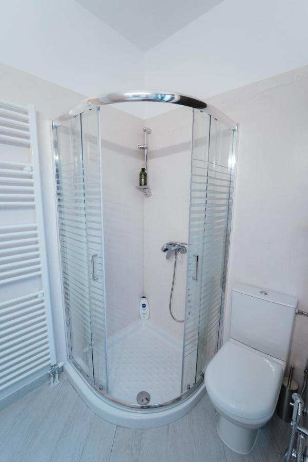 Luxury Apartment In Plaka - Acropolis アテネ エクステリア 写真