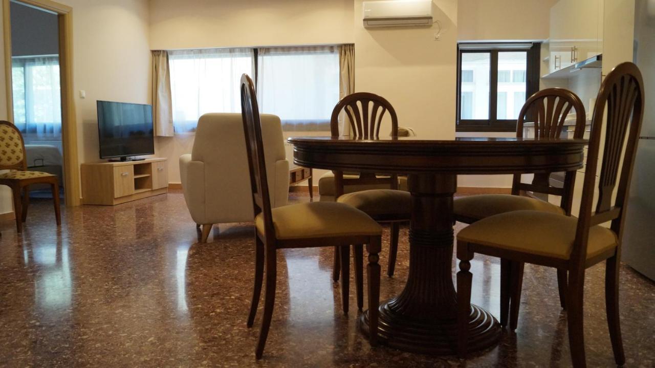 Luxury Apartment In Plaka - Acropolis アテネ エクステリア 写真