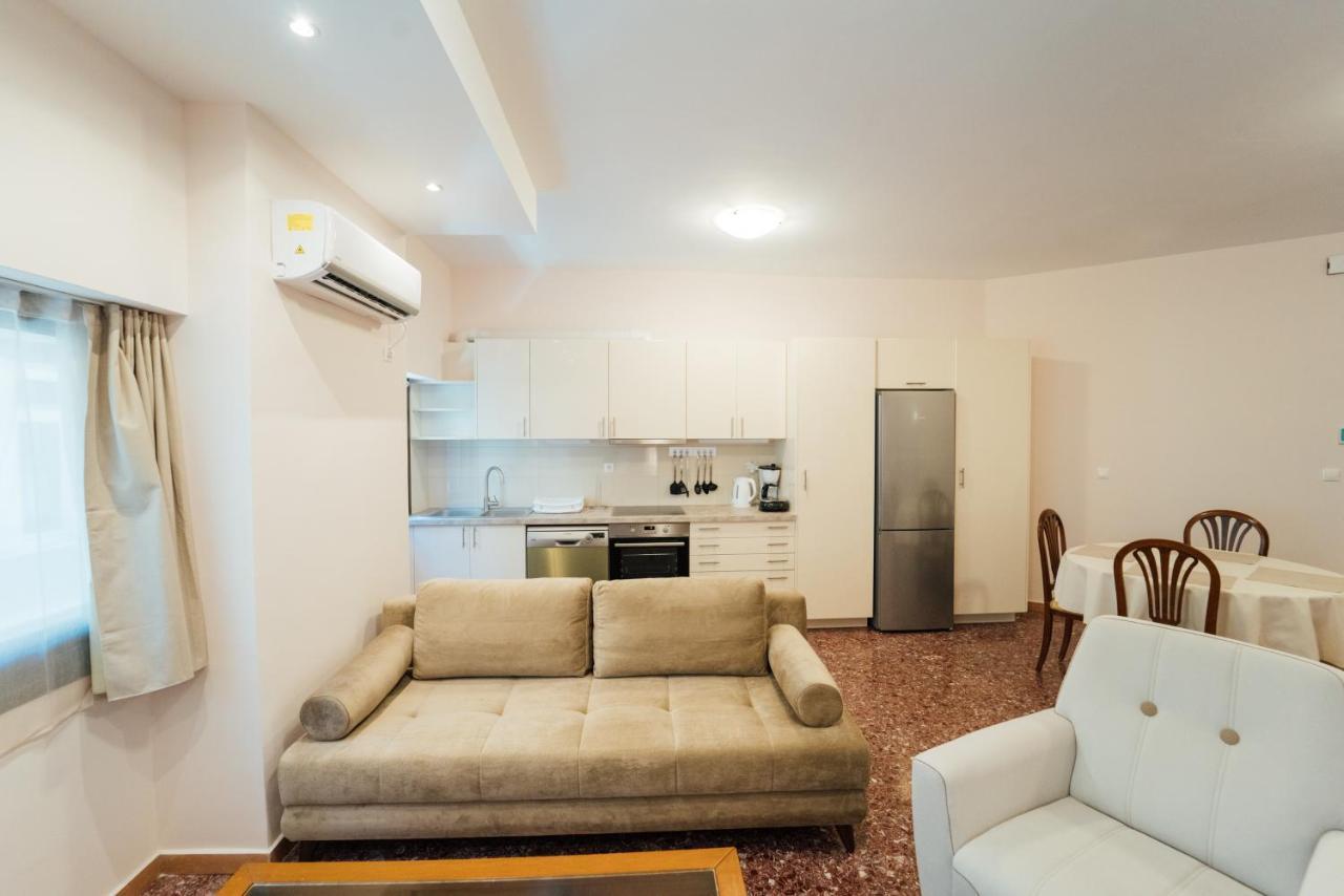 Luxury Apartment In Plaka - Acropolis アテネ エクステリア 写真
